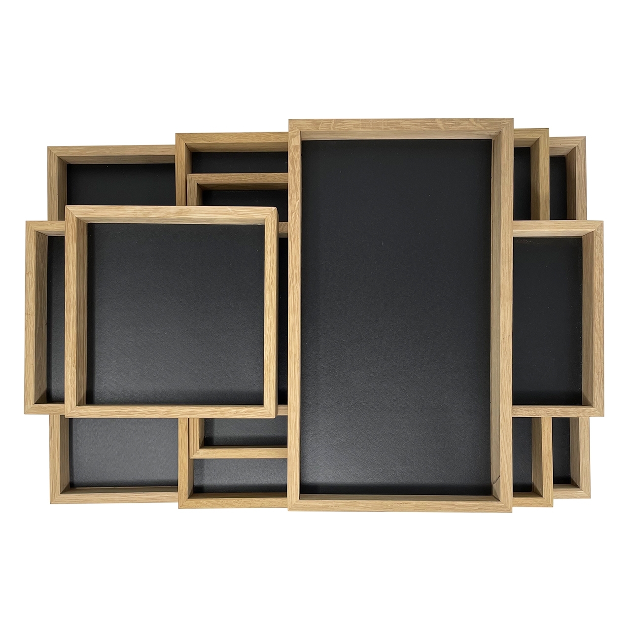 Tabletts aus Eiche mit Linoleum