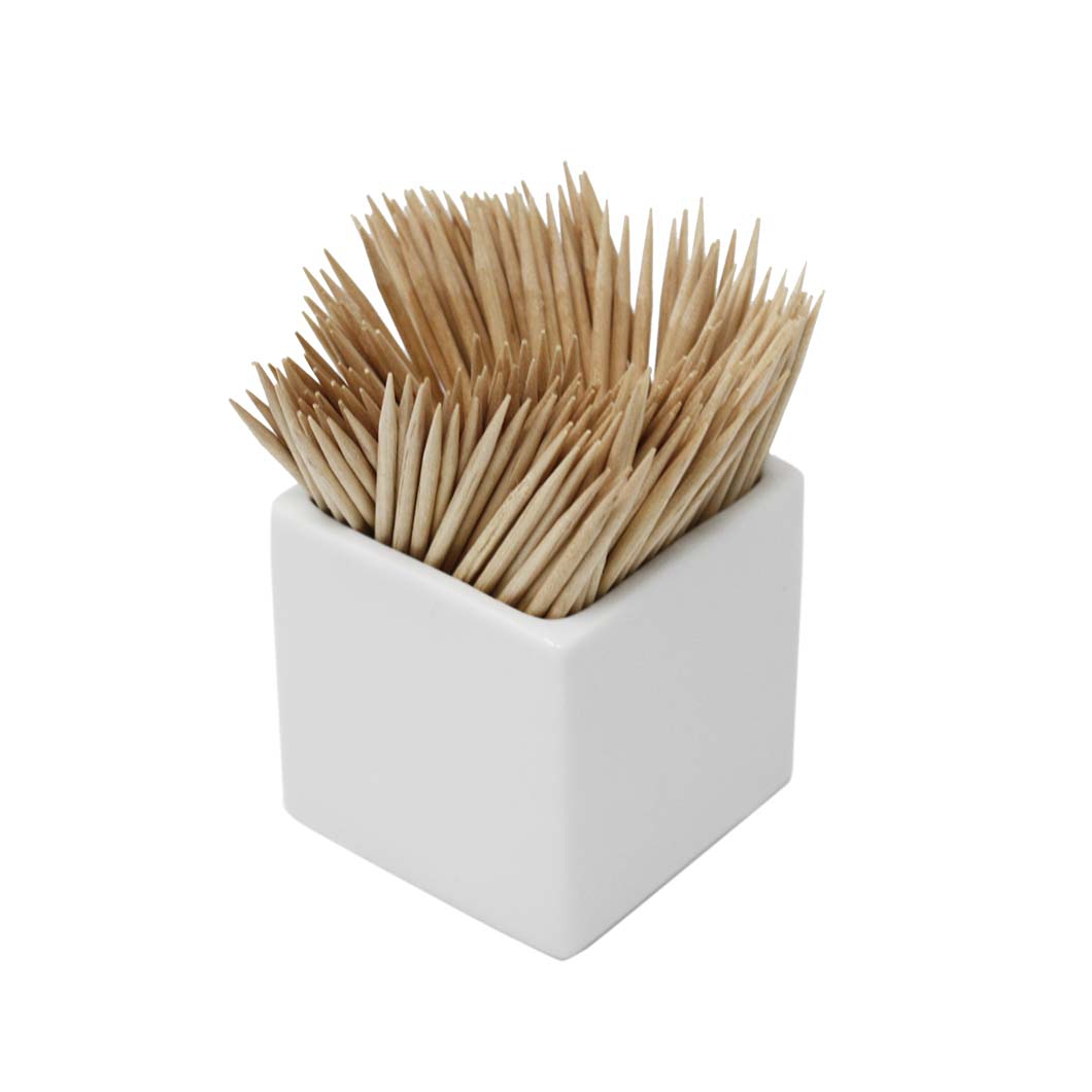 Minis made of porcelain with toothpicks