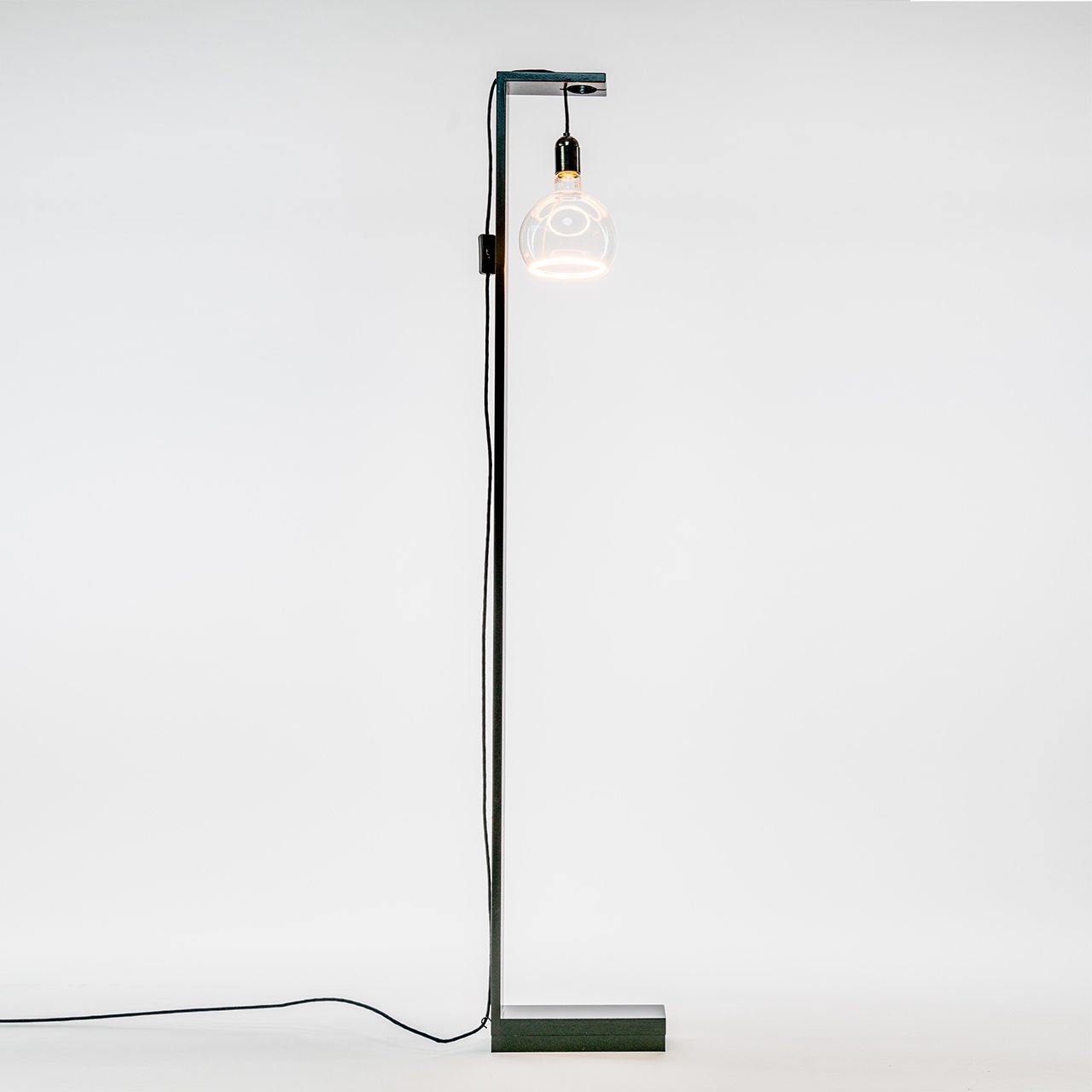 Stand, standing holder for lamps, black